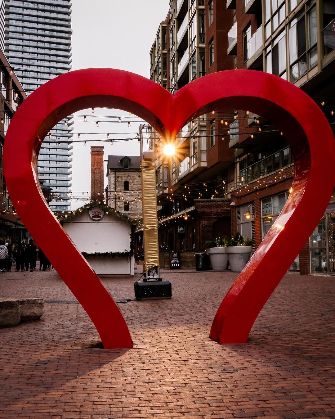 The heartbeat of #DistilleryTO. Happy Monday, Toronto! ❤️

📸: @mappelphotography