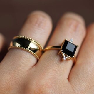 POV: Your New Year's resolution is to upgrade basic outfits with everyday statement pieces from @corktowndesigns! 

Nestled in the heart of The Distillery District, Corktown Designs is your go-to destination for timeless, handcrafted jewelry. From locally made treasures to pieces designed to celebrate everyday moments, their collection proves that quality and style never go out of fashion.

Proudly Canadian and women-owned, their collection showcases talented artisans like Leah Yard Designs (@leahyarddesigns), offering handmade, unique jewelry meant to be worn and loved every day.

Whether shopping for a meaningful keepsake or treating yourself to something special, there's always a reason to stop by @corktowndesigns and discover pieces that tell a story!

📍 Shop the boutique at 5 Trinity Street in #DistilleryTO
💻 Explore their stunning collections online at corktowndesigns.com (linked in our bio)

⎯
📸: @corktowndesigns