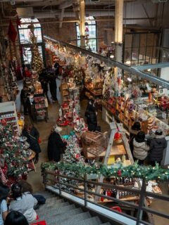 Every visit to @wildlydelicious_distillery is a journey for your senses. 💫
⠀⠀⠀⠀⠀⠀⠀⠀⠀
Whether you’re hunting for a unique host gift, planning a cozy family cook-in, or simply treating yourself, the @wildlydelicious_distillery shop + café is packed with flavourful finds and thoughtful treasures — from savoury and sweet items to festive décor, ornaments, and gifts for your loved ones. It’s a must-visit! 🛍️✨
⠀⠀⠀⠀⠀⠀⠀⠀⠀
Oh, and get ready to be wowed by their Christmas poutine (IYKYK). 😮💨😋
⠀⠀⠀⠀⠀⠀⠀⠀⠀
Find @wildlydelicious_distillery at 11 Tank House Lane and let them add a dash of wonder to your holiday stroll.