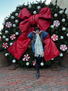 There’s something special about basking in the glow of community and cheer in @distilleryTO. ✨🎄⁣
⠀⠀⠀⠀⠀⠀⠀⠀⠀
Explore the cobblestone streets, share a laugh with loved ones, and snap that perfect holiday photo—all while soaking in the charm of the #DistilleryWinterVillage.
⠀⠀⠀⠀⠀⠀⠀⠀⠀
Remember to secure your spot by getting your tickets early. Your magical moments await just a click away. 🎟️💫
⠀⠀⠀⠀⠀⠀⠀⠀⠀
📸: @livingonaloonie