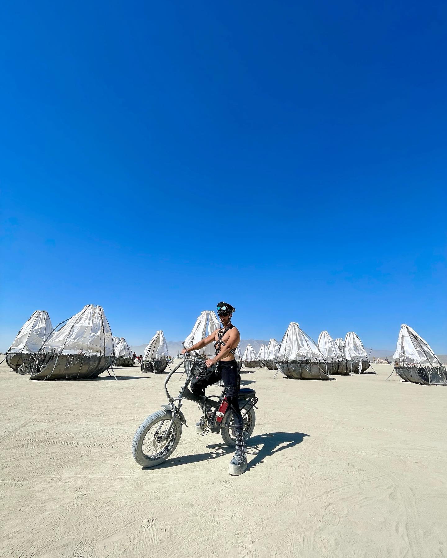 Sailing Through The Desert ⛵️🚲⛵️🚲 #blackrockdesert #burningman2022