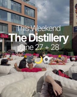 Toronto, this weekend is stacked! 😮‍💨😮‍💨

Whether you’re here for outdoor movies, Summer of Soccer, live music, local shopping or patio hopping, #DistilleryTO has something happening around every corner!

Swipe to see what’s on this weekend →→→